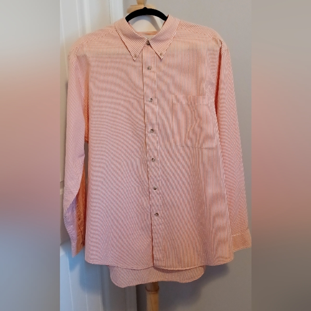IZOD International Tour Club button down shirt.sz Large